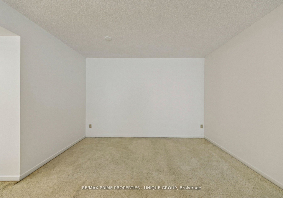 1300-bloor-street-mississauga-ontario-w13210772
