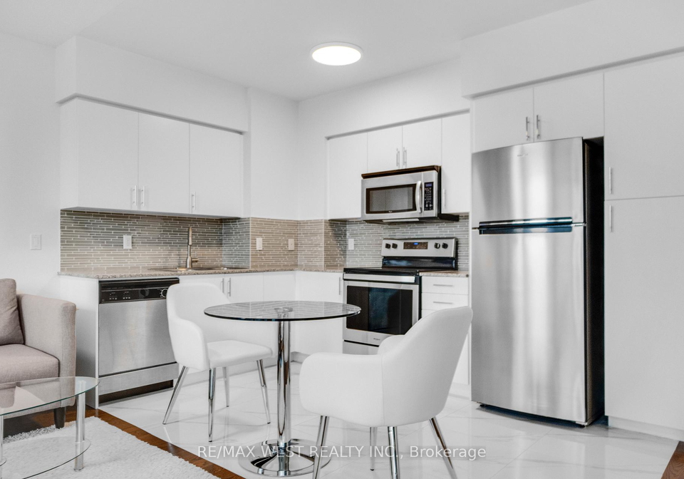 2240-lake-shore-boulevard-w-etobicoke-ontario-w13210810