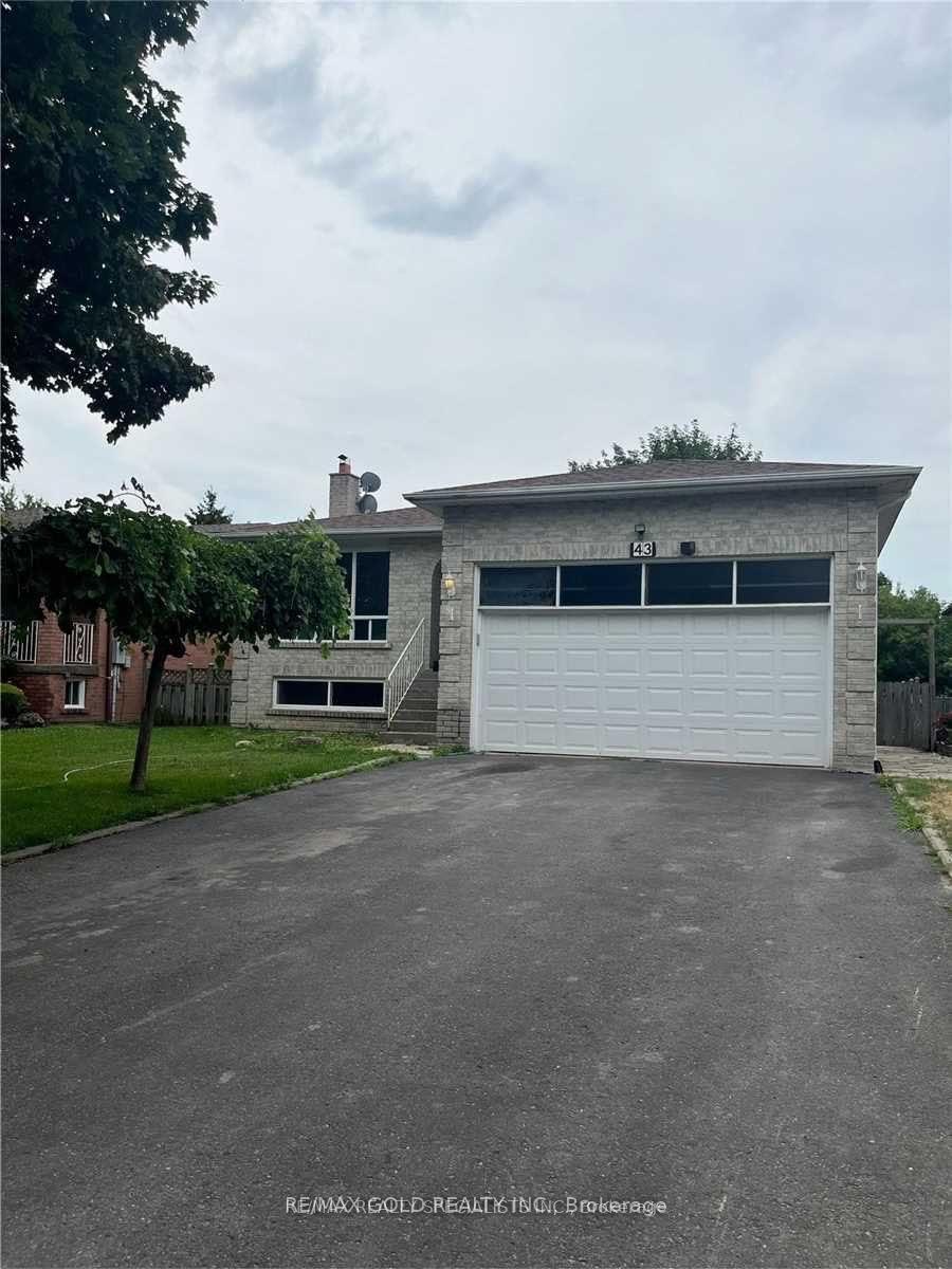 43-moore-street-brampton-ontario-w13210878