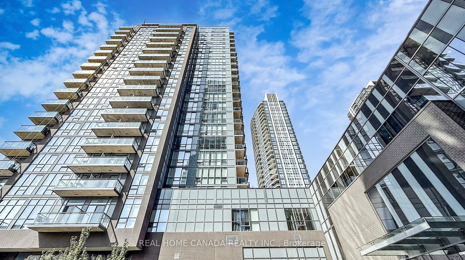 5033-four-spring-avenue-mississauga-ontario-w13211200