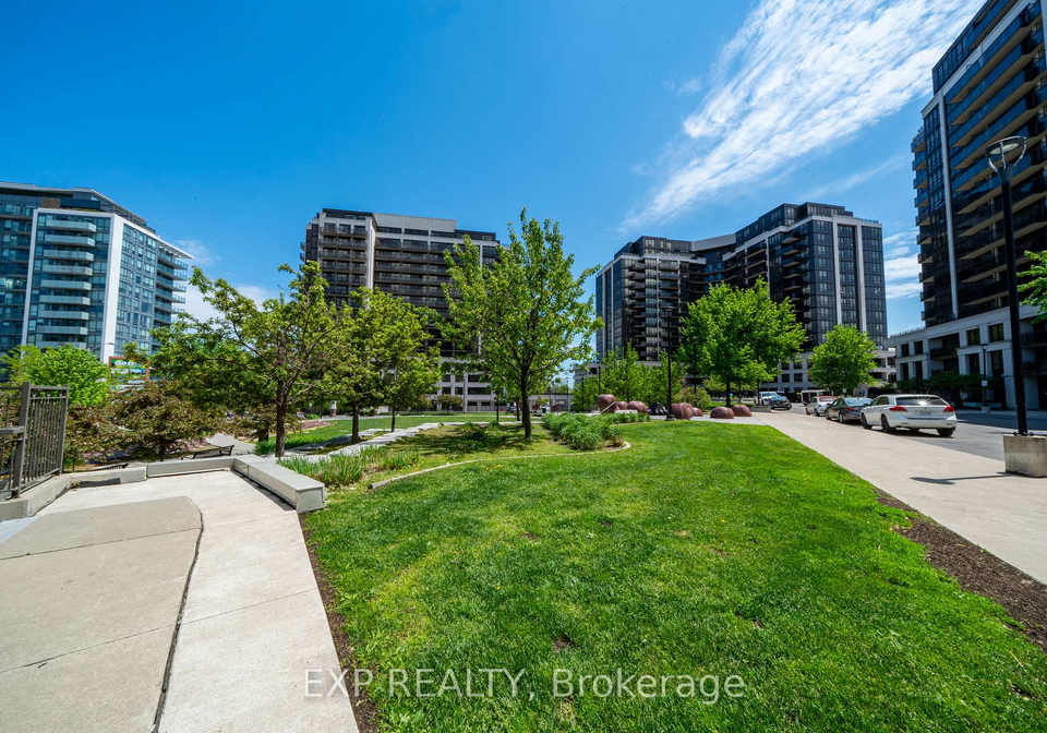 1070-sheppard-avenue-w-york-ontario-w13211286