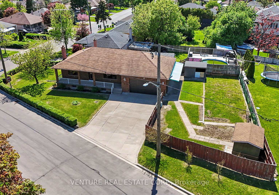 2-redfern-avenue-york-ontario-w13211314
