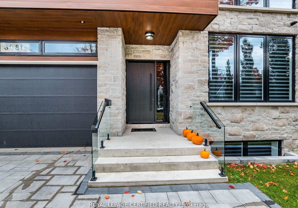 3081-grenville-drive-mississauga-ontario-w13211356