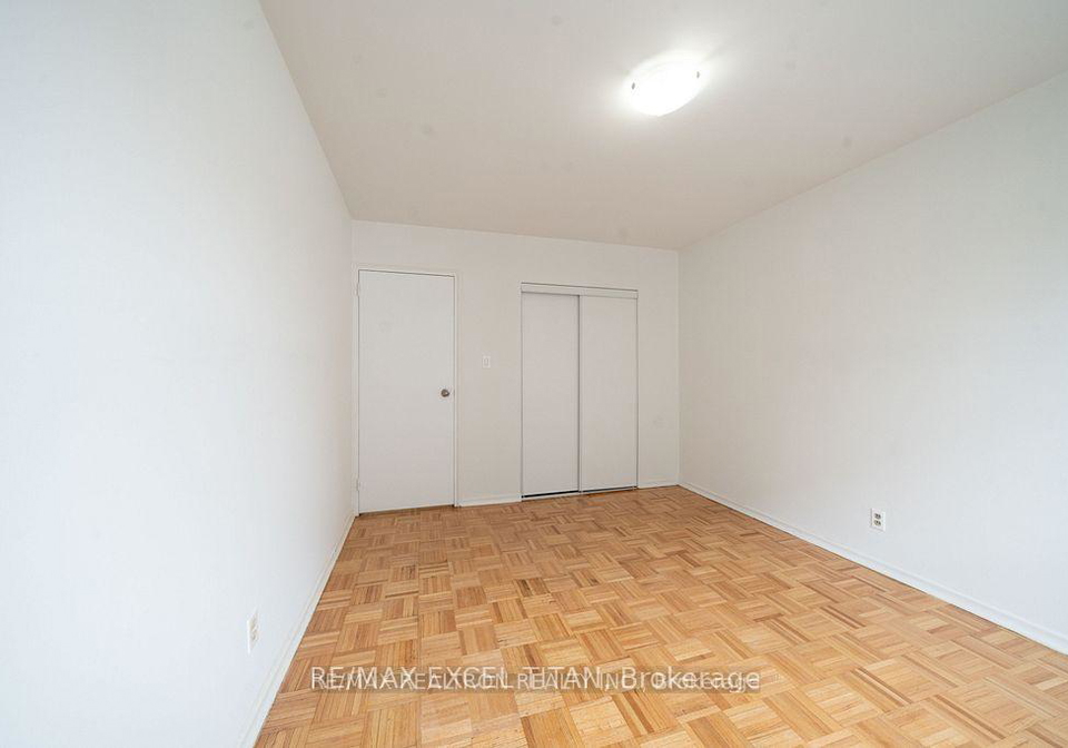 2049-prospect-street-burlington-ontario-w13211408