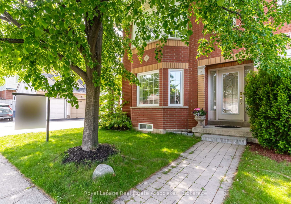 1179-treetop-terrace-oakville-ontario-w13211760