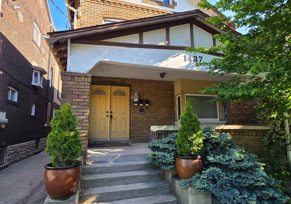 1487-king-street-toronto-ontario-w13211822