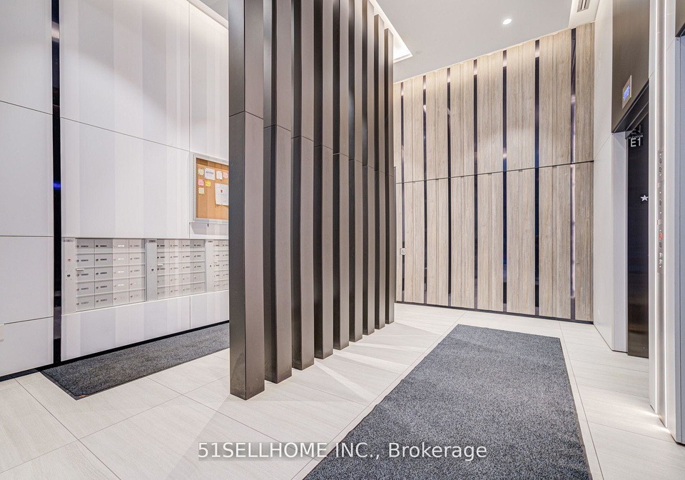 215-lakeshore-road-w-mississauga-ontario-w13211870