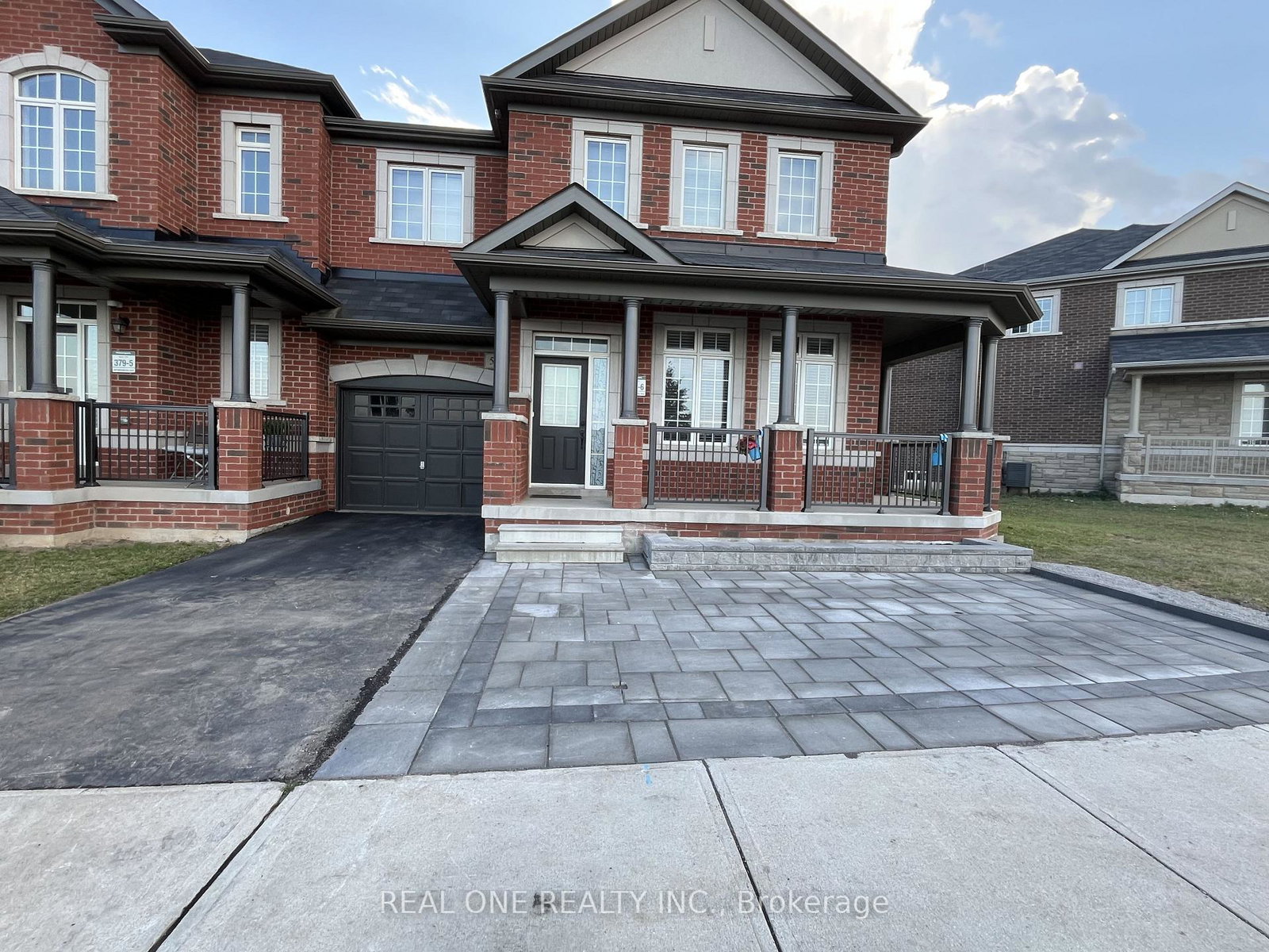 504-threshing-mill-boulevard-oakville-ontario-w13211946