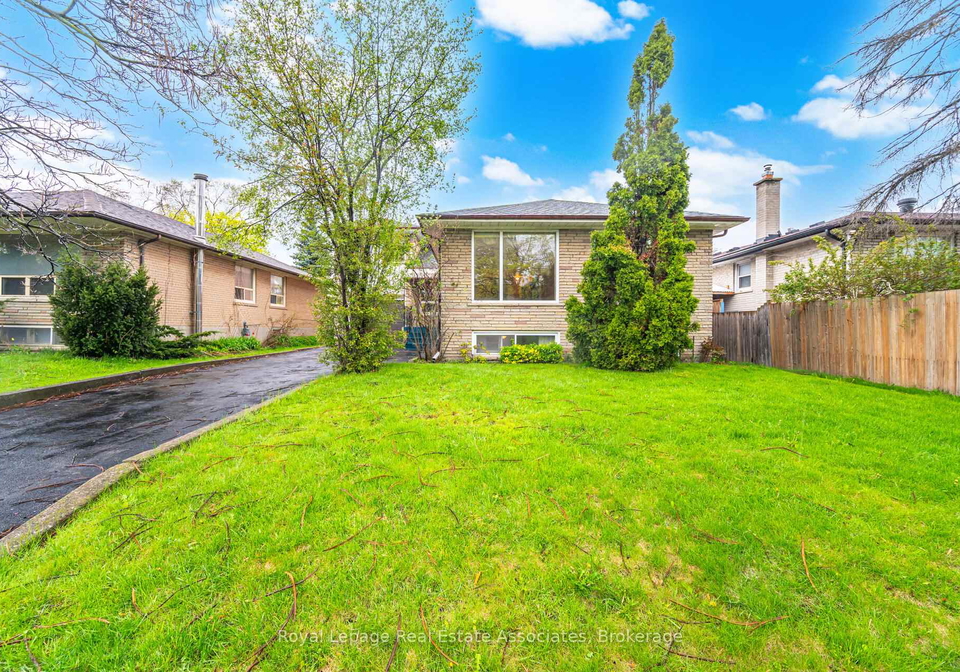 193-kingsview-boulevard-etobicoke-ontario-w13212092