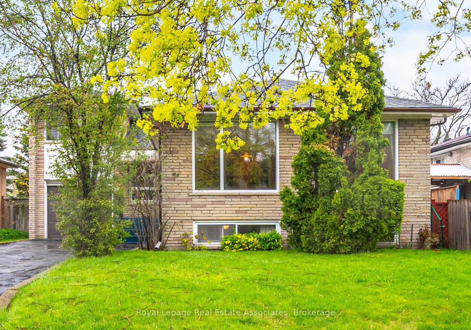 193-kingsview-boulevard-etobicoke-ontario-w13212092