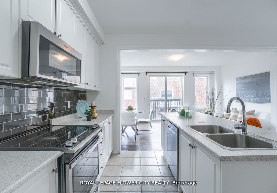14-faye-street-brampton-ontario-w13212304