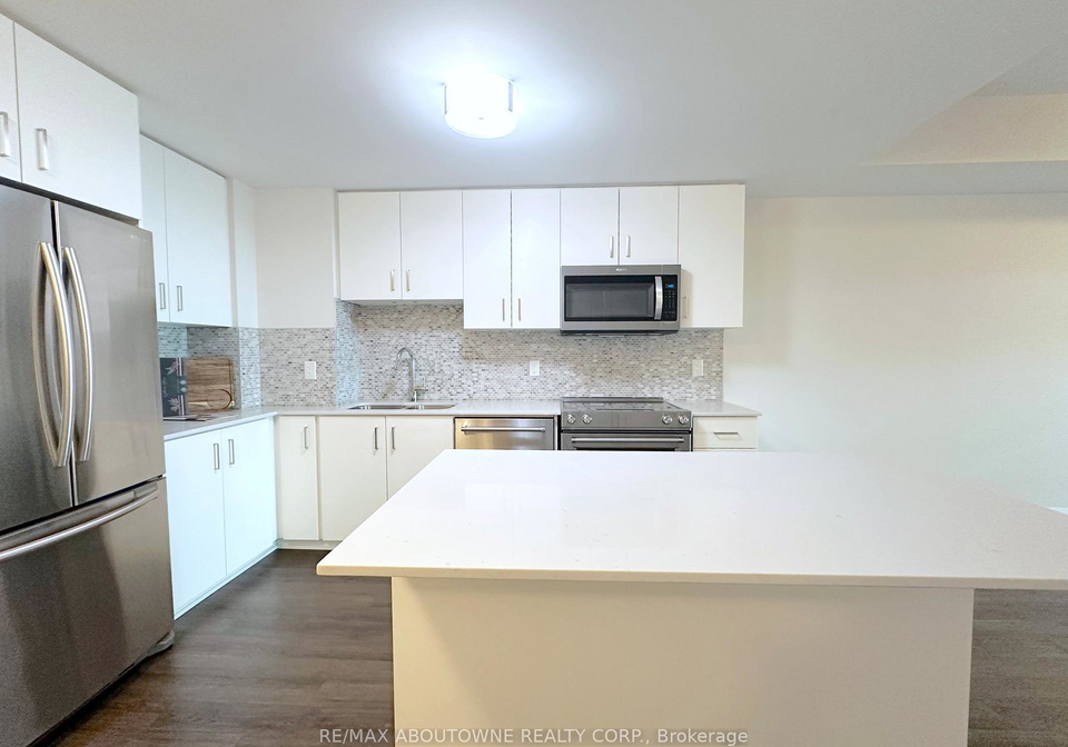 2333-taunton-road-oakville-ontario-w13212428