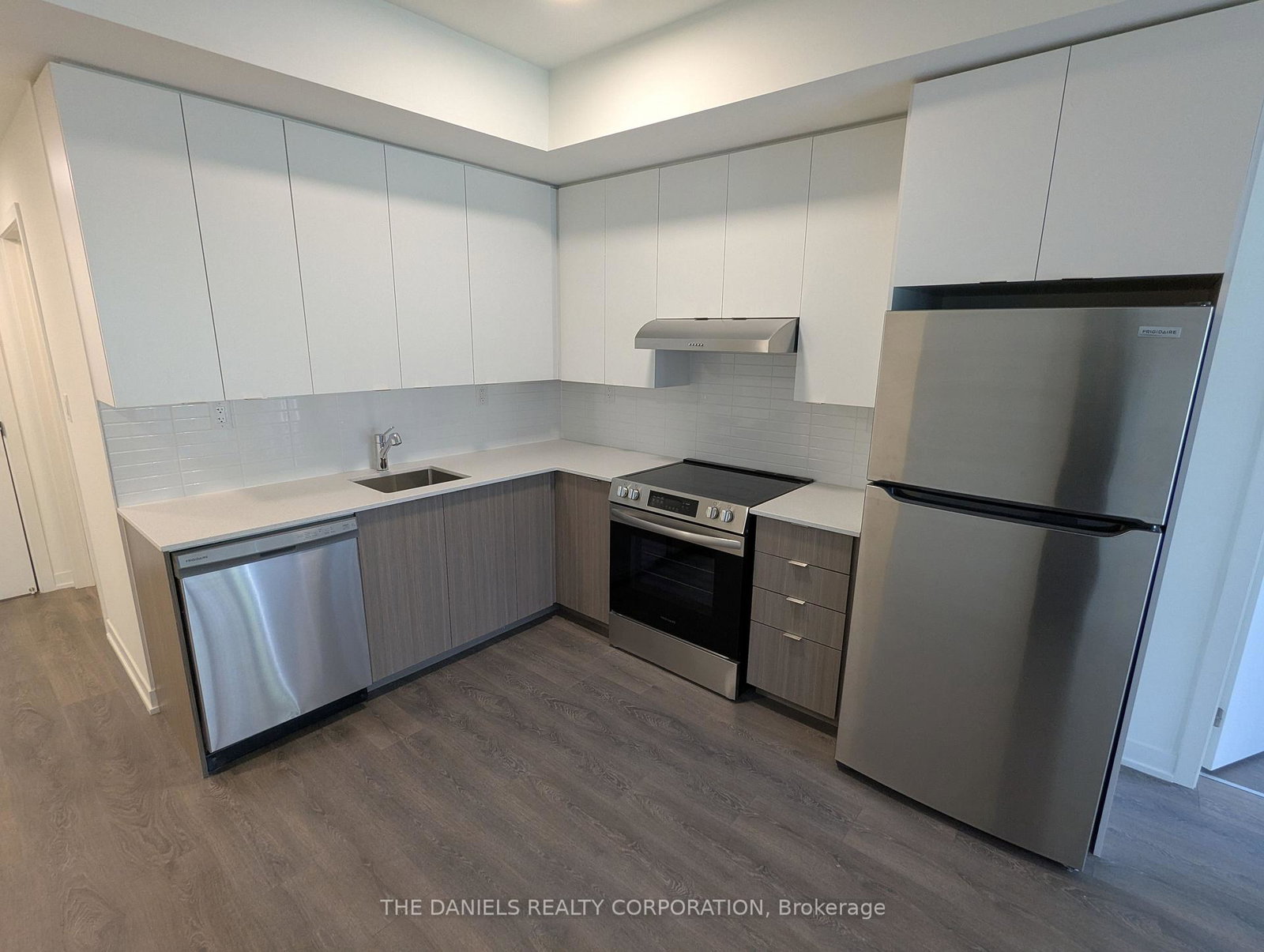 135-canon-jackson-drive-north-york-ontario-w13212524