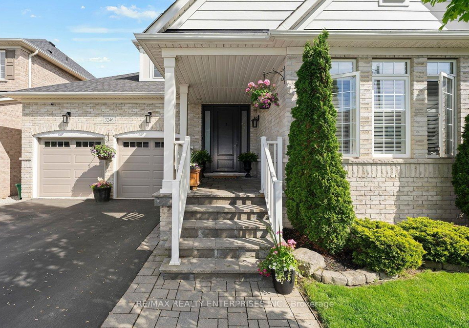 3246-saltaire-crescent-oakville-ontario-w13212590
