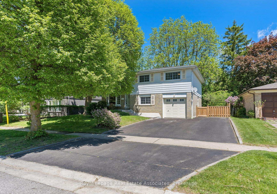 17-metcalfe-court-halton-hills-ontario-w13212712