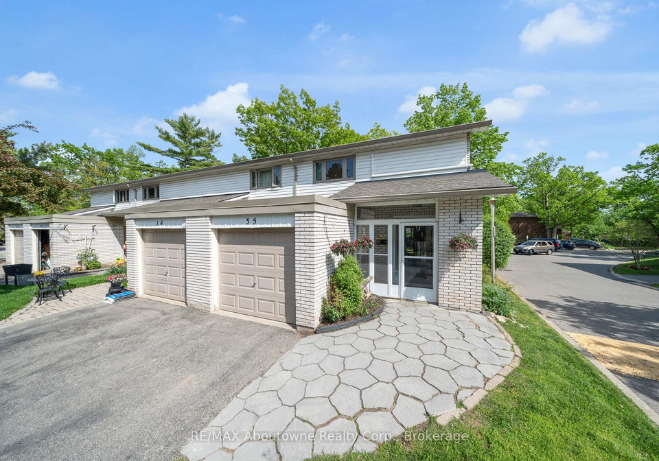 1270-gainsborough-drive-oakville-ontario-w13212796