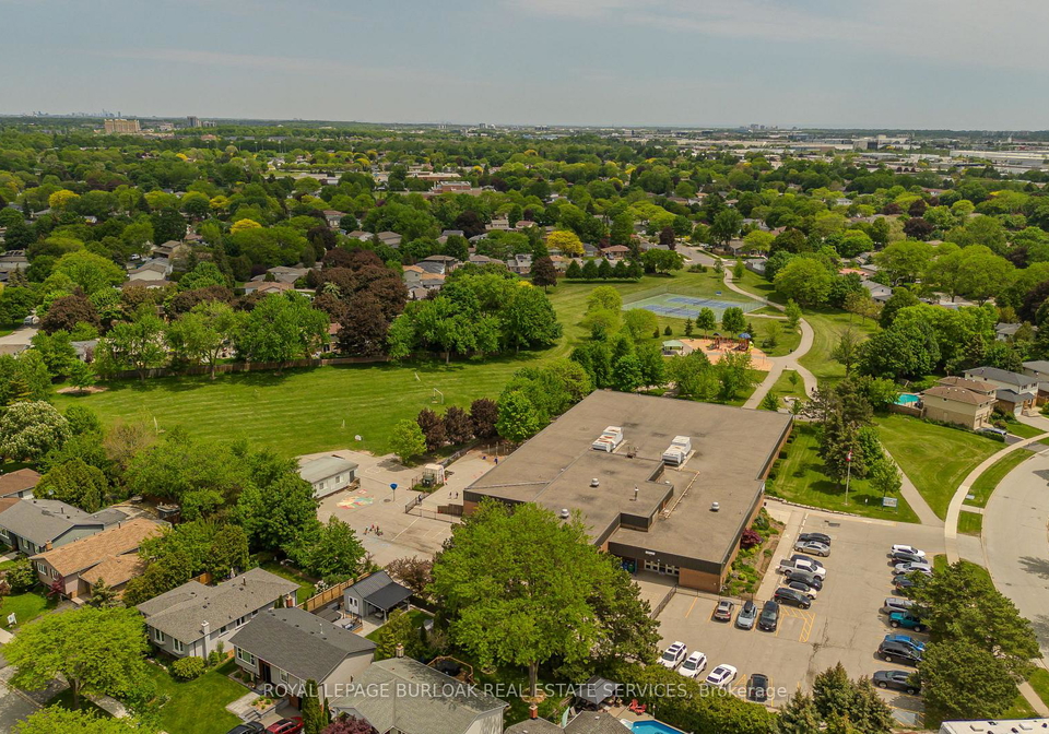 3125-michael-crescent-burlington-ontario-w13213028