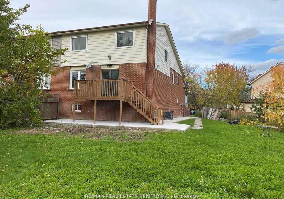 26-foxacre-row-brampton-ontario-w13213188
