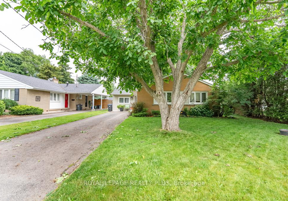 27-sora-drive-mississauga-ontario-w13213226