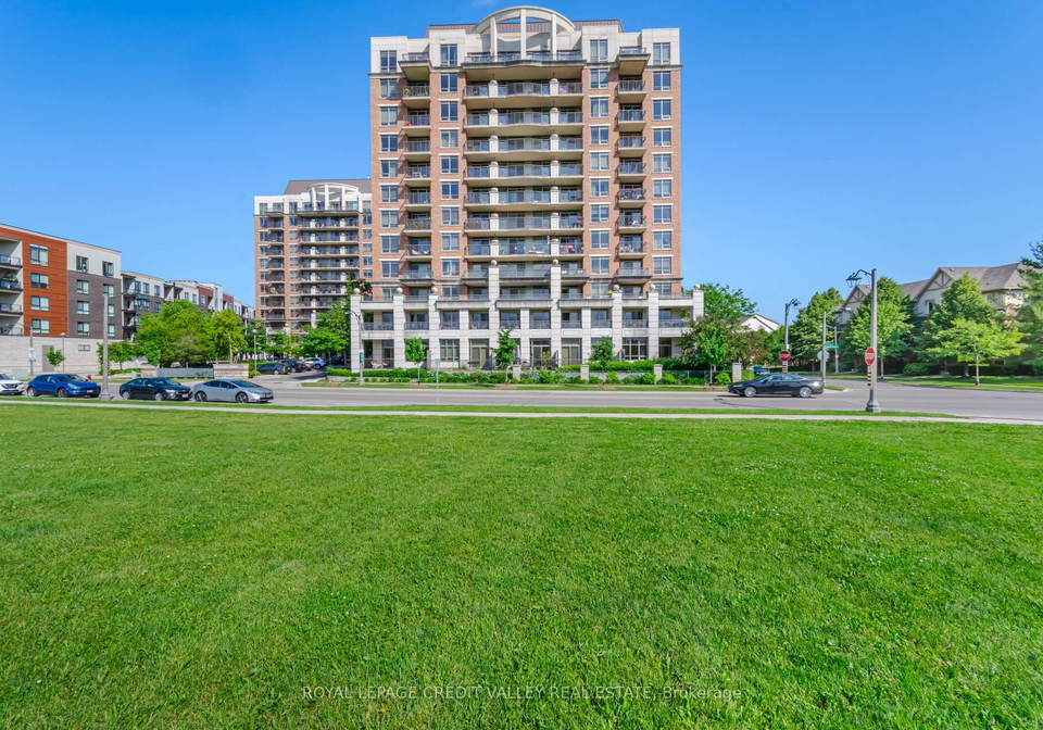 2379-central-park-drive-oakville-ontario-w13213398