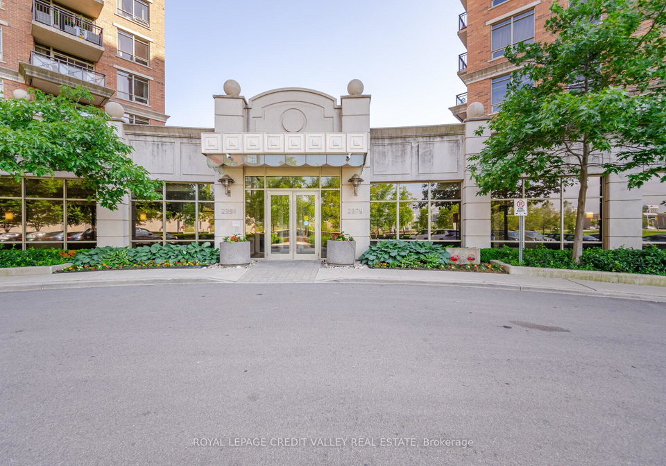 2379-central-park-drive-oakville-ontario-w13213398