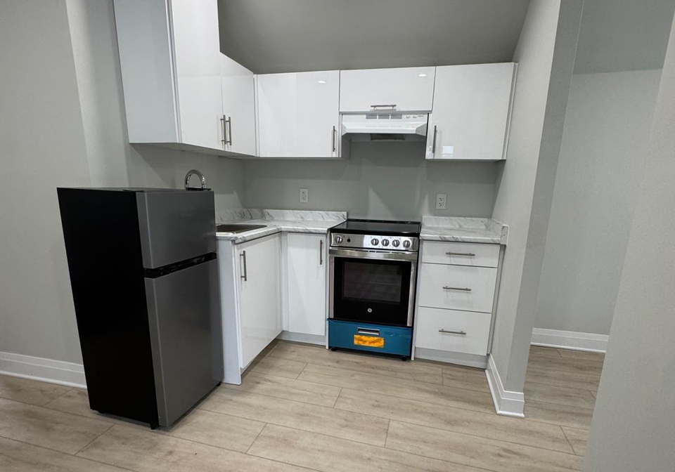 29-habitant-drive-york-ontario-w13213404