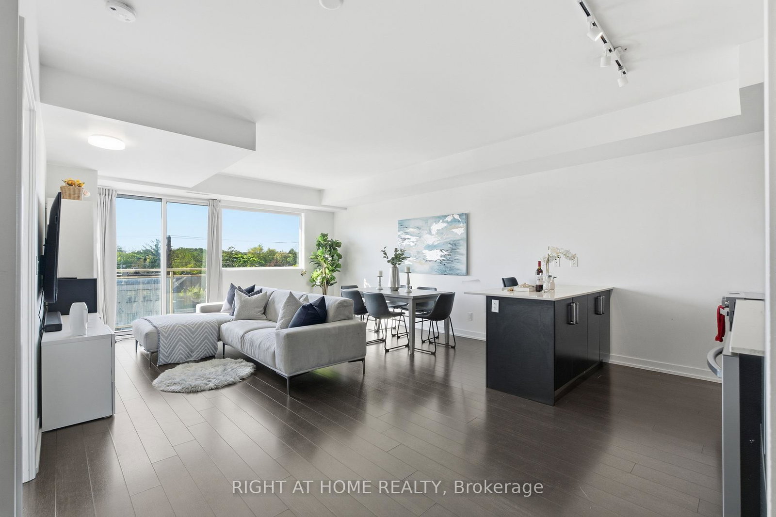 5101-dundas-street-w-etobicoke-ontario-w13213428