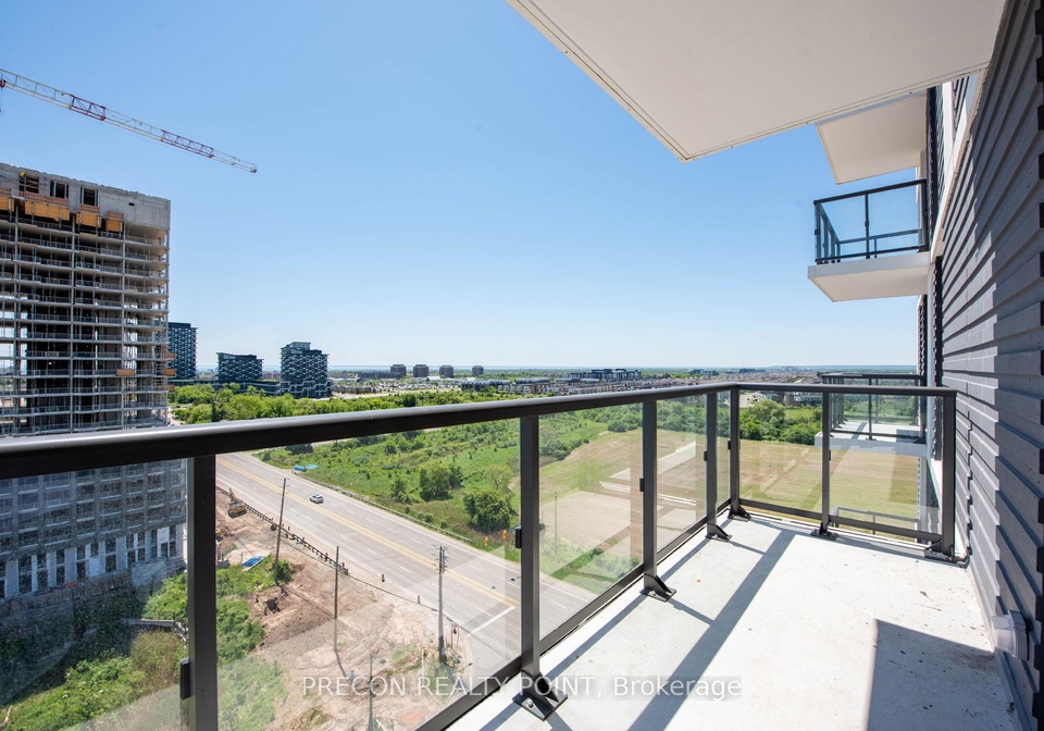 335-wheat-boom-drive-oakville-ontario-w13213454