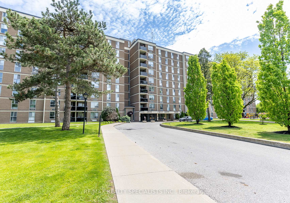2825-islington-avenue-york-ontario-w13213554