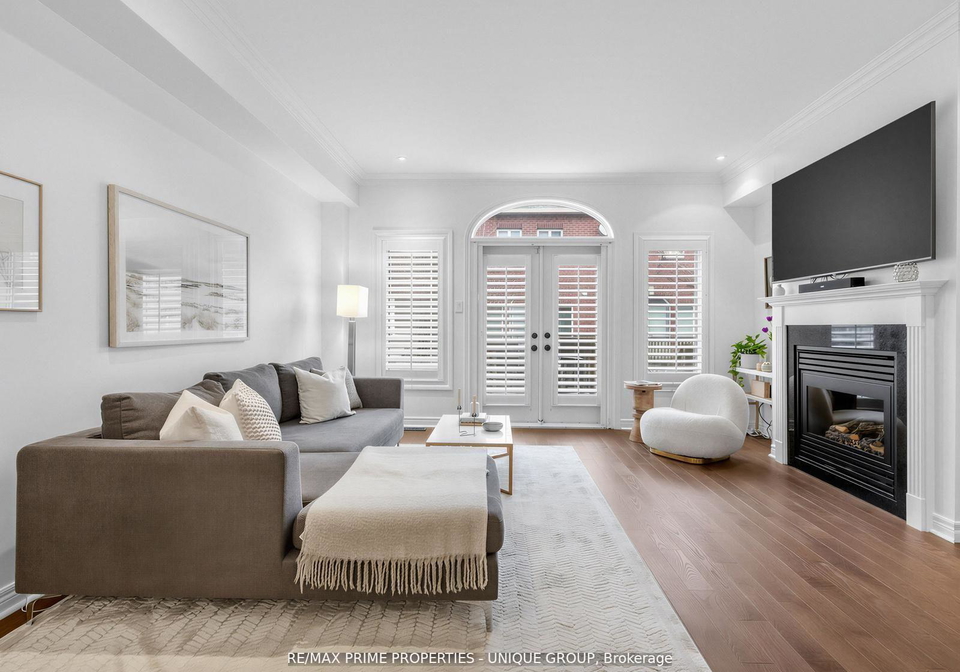 19-james-stock-path-etobicoke-ontario-w13213740