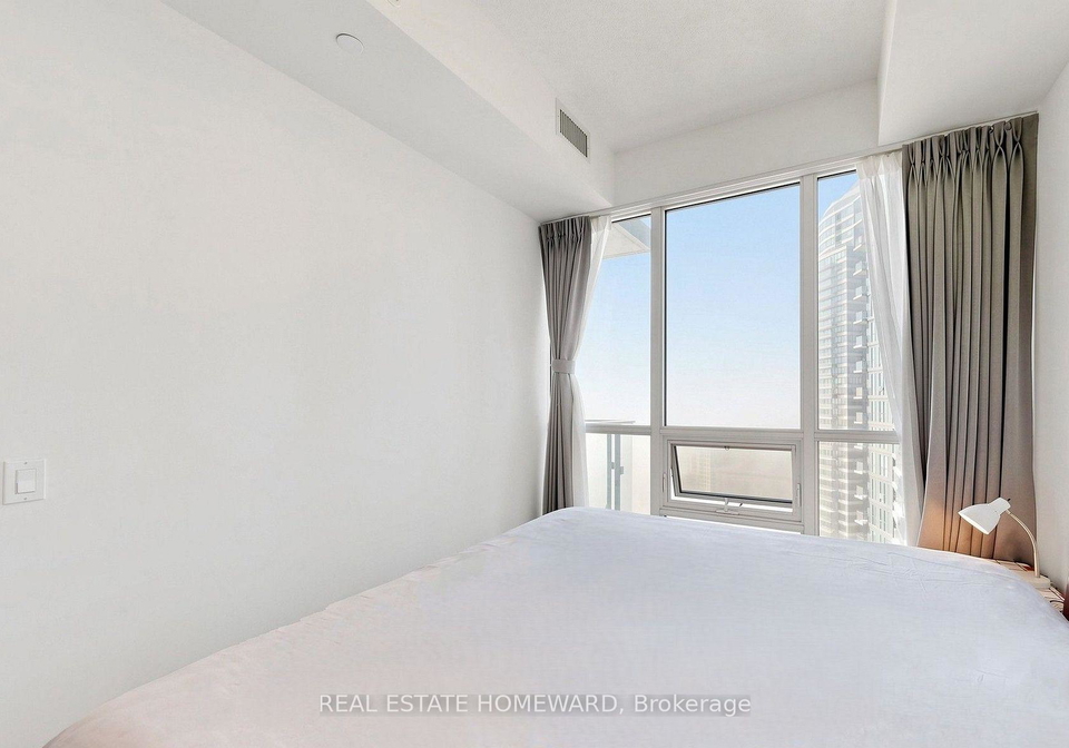 2200-lakeshore-boulevard-w-etobicoke-ontario-w13213994
