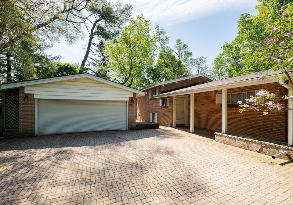 2048-elmhurst-avenue-oakville-ontario-w13214040