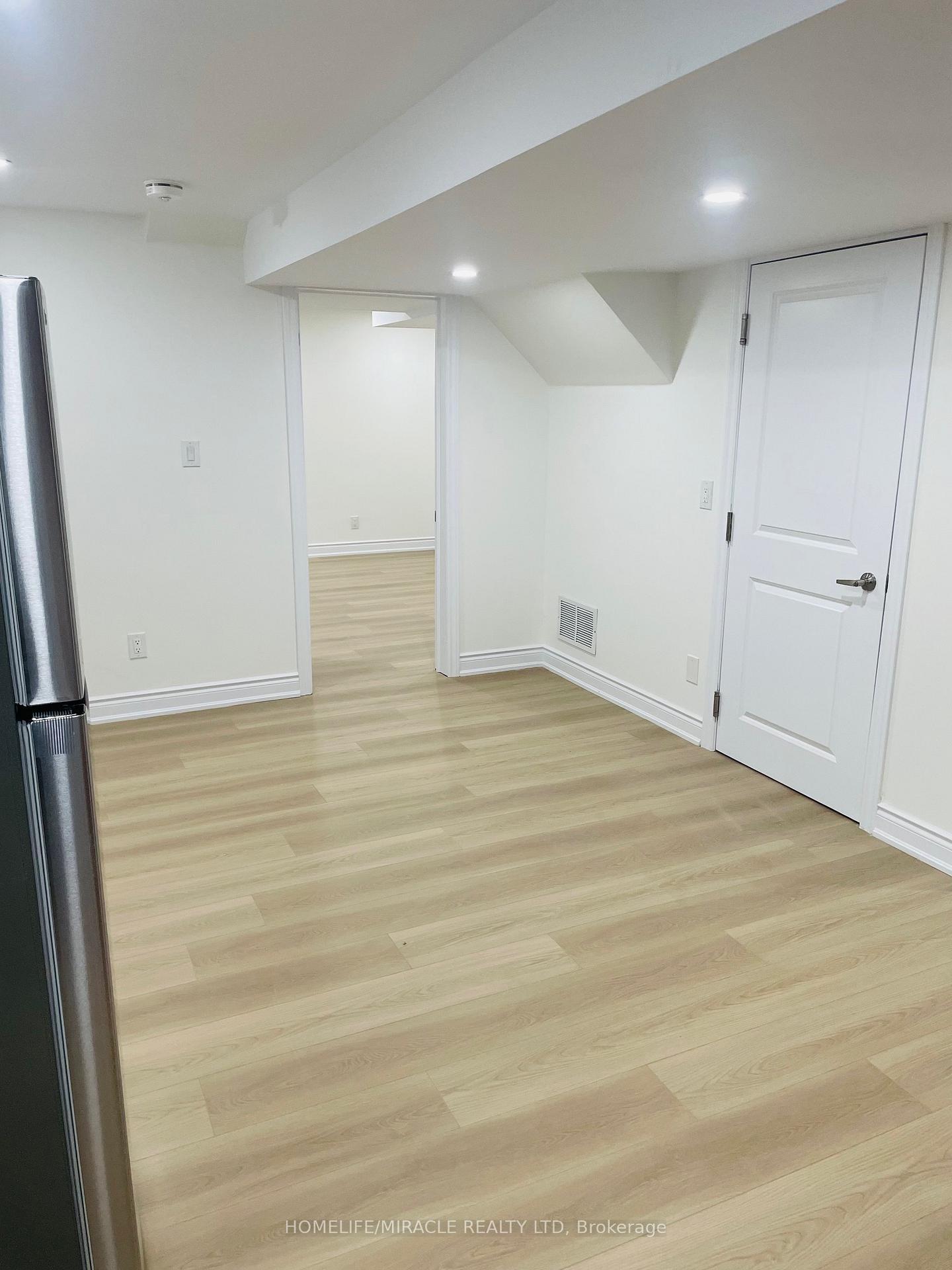 12341-canonridge-circle-oakville-ontario-w13214124