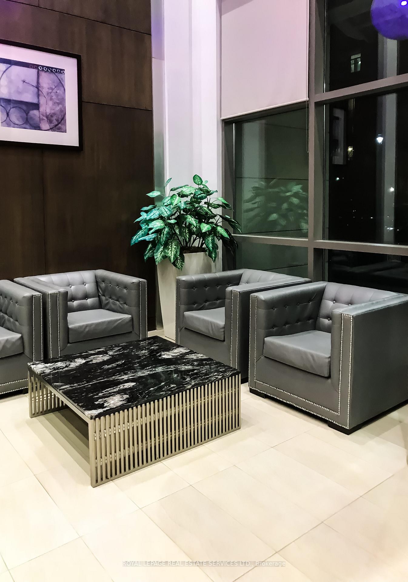 3504-hurontario-street-mississauga-ontario-w13214138