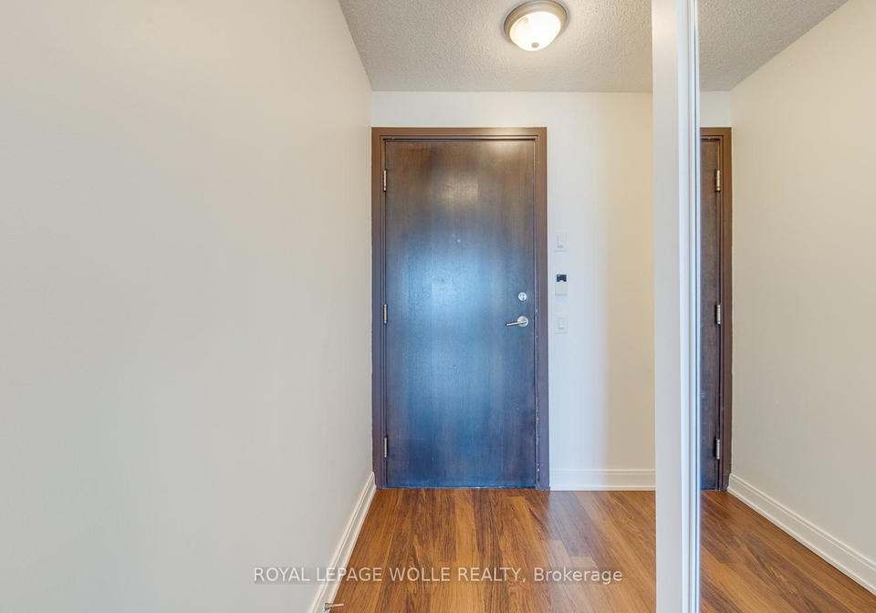 25-viking-lane-etobicoke-ontario-w13214212