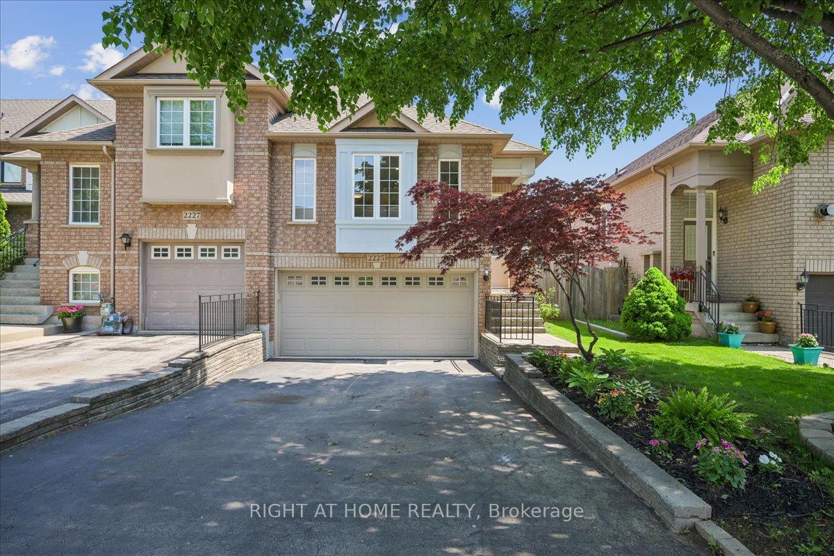 2225-hummingbird-way-oakville-ontario-w13214320