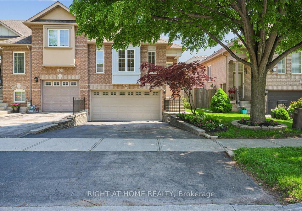 2225-hummingbird-way-oakville-ontario-w13214320
