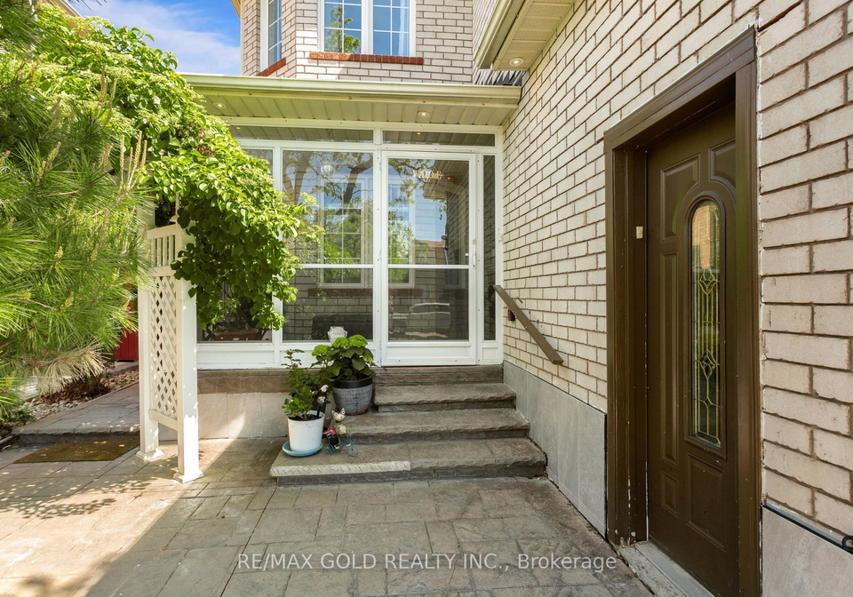 702-twain-avenue-mississauga-ontario-w13214412