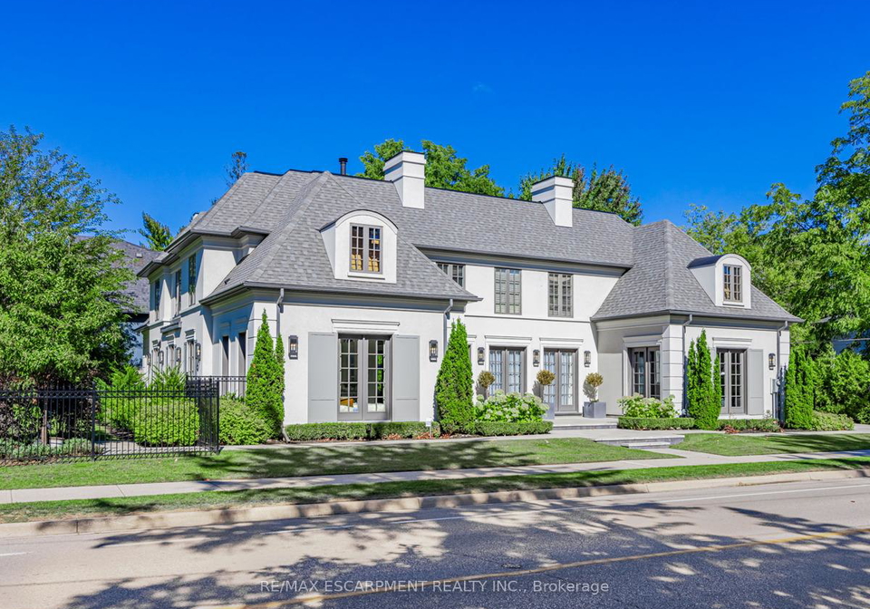 393-maple-grove-drive-oakville-ontario-w13214552