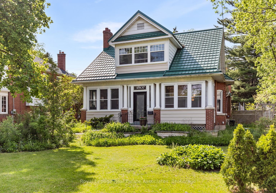 1807-balsam-avenue-mississauga-ontario-w13214774