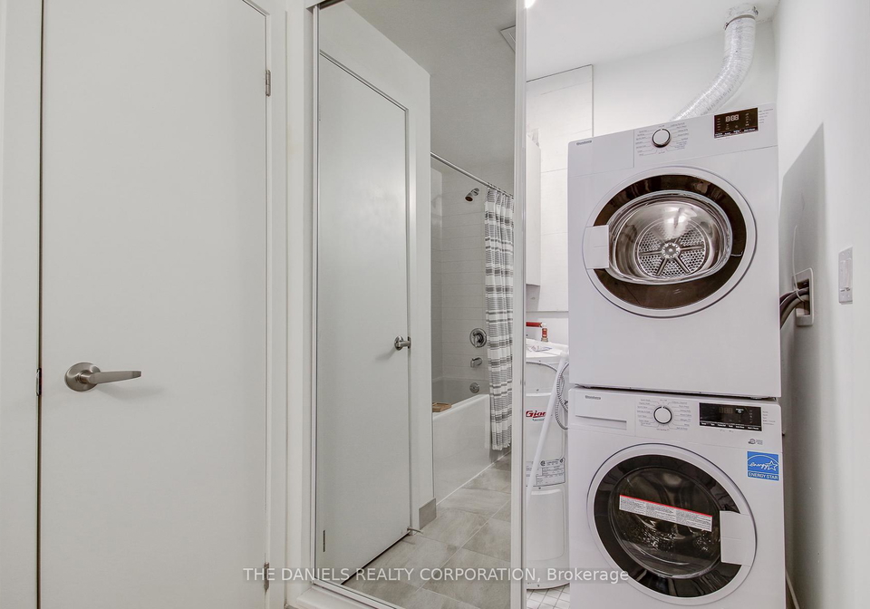 135-canon-jackson-drive-north-york-ontario-w13214838