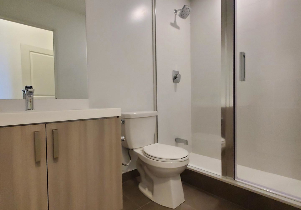 8-nahani-way-mississauga-ontario-w13215132