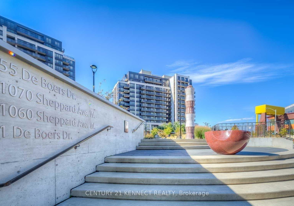 1070-sheppard-avenue-w-york-ontario-w13215294