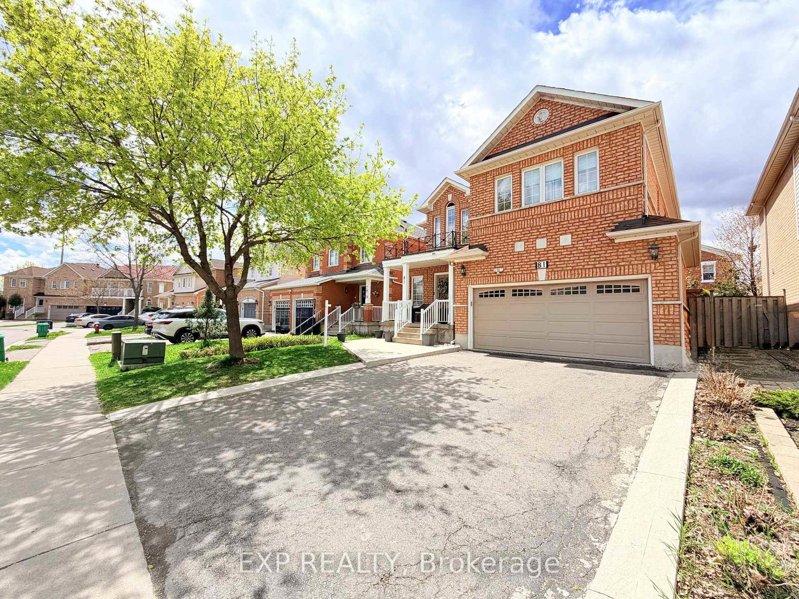 81-farthingale-crescent-brampton-ontario-w13215354