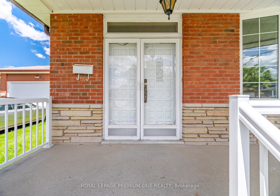 25-islay-court-york-ontario-w13215382