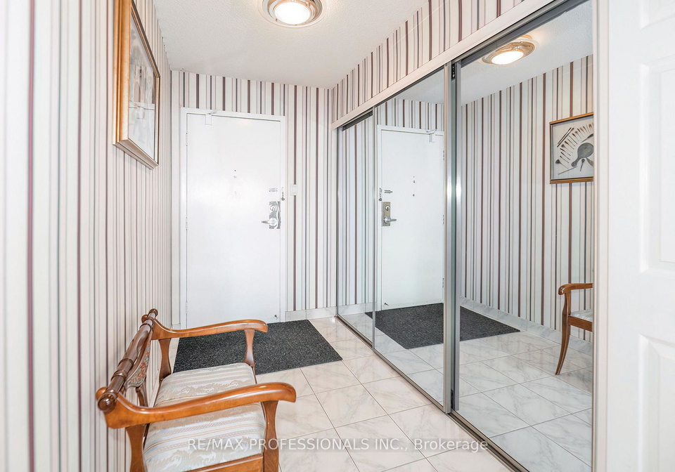 2010-islington-avenue-etobicoke-ontario-w13215480