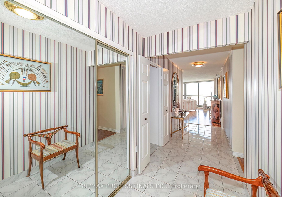2010-islington-avenue-etobicoke-ontario-w13215480