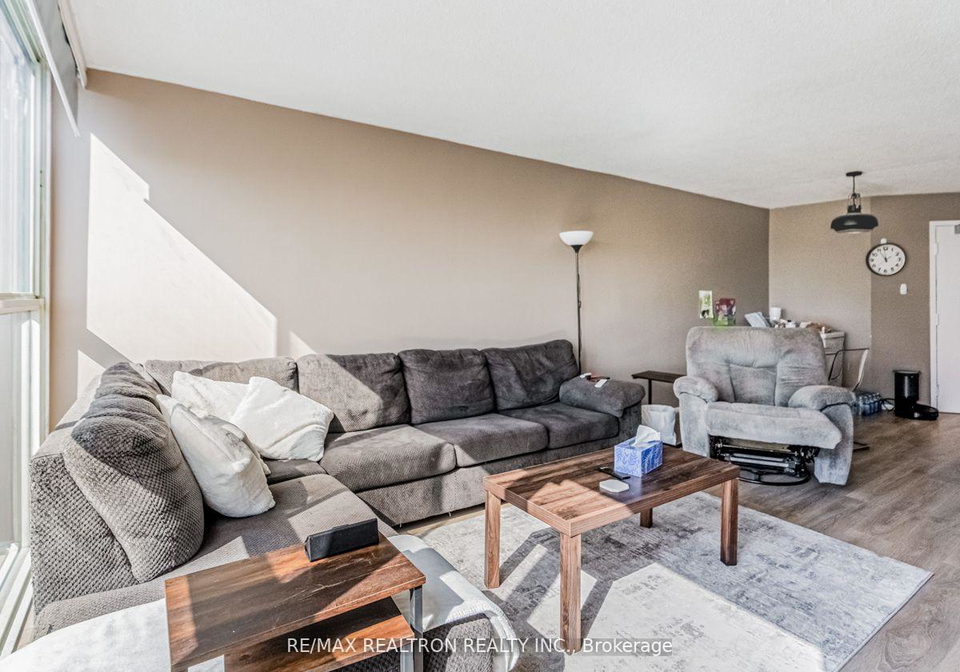 4185-shipp-drive-mississauga-ontario-w13215758
