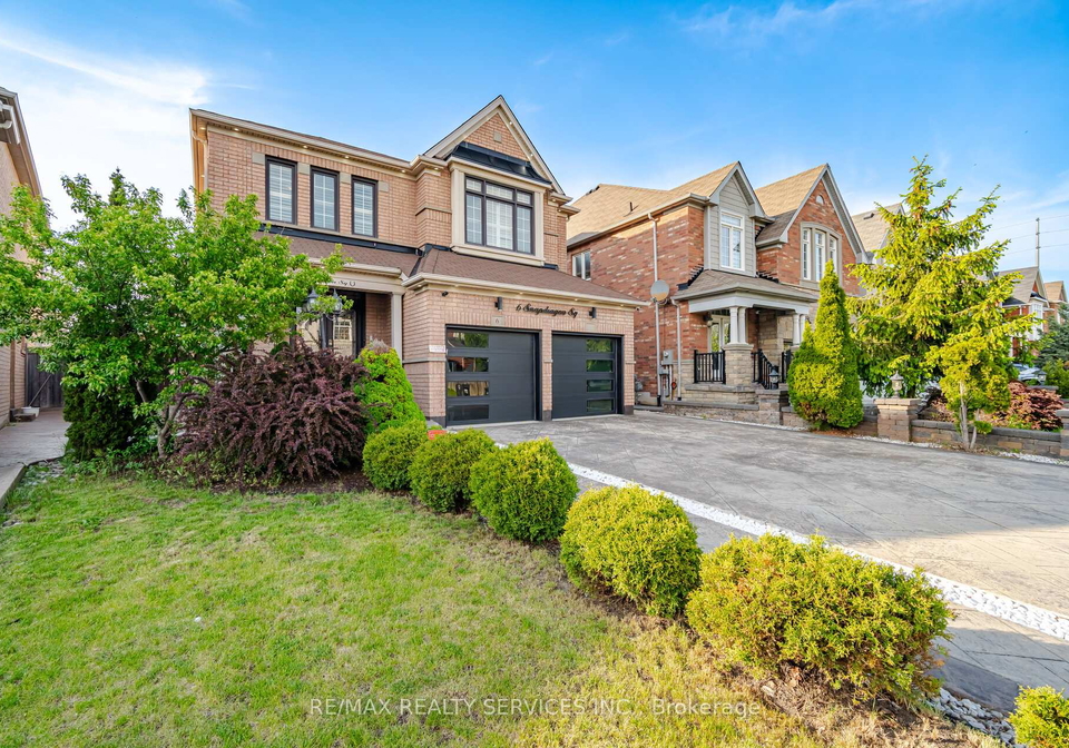 6-snapdragon-square-brampton-ontario-w13215774