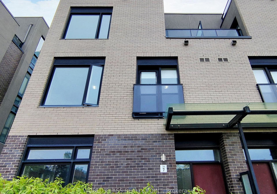 4070-parkside-village-drive-mississauga-ontario-w13216036